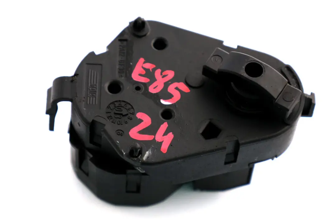 Heater Recycling Actuator For Ventilation Flap to BMW Z4 Series E85 E86 with Part number 6936715 BMW Z4 Series E85 E86 Heater Recycling Actuator For Ventilation Flap - SKU rhd-6936715 - Part number 6936715