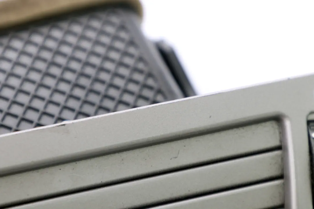 Fresh Air Grille Left N/S Titan 6942021 to BMW 7 Series E65 E66 E67 Cover with Part number 6943017 BMW 7 Series E65 E66 E67 Cover Fresh Air Grille Left N/S Titan 6942021 - SKU rhd-6943017 - Part number 6943017