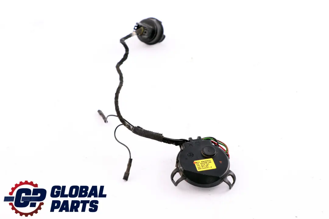 Wiring Electric Exterior Mirror Right O/S Memory 6945934 to BMW 1 3 Series E87 E90 with Part number 6972542 BMW 1 3 Series E87 E90 Wiring Electric Exterior Mirror Right O/S Memory 6945934 - SKU rhd-6945934 - Part number 6972542