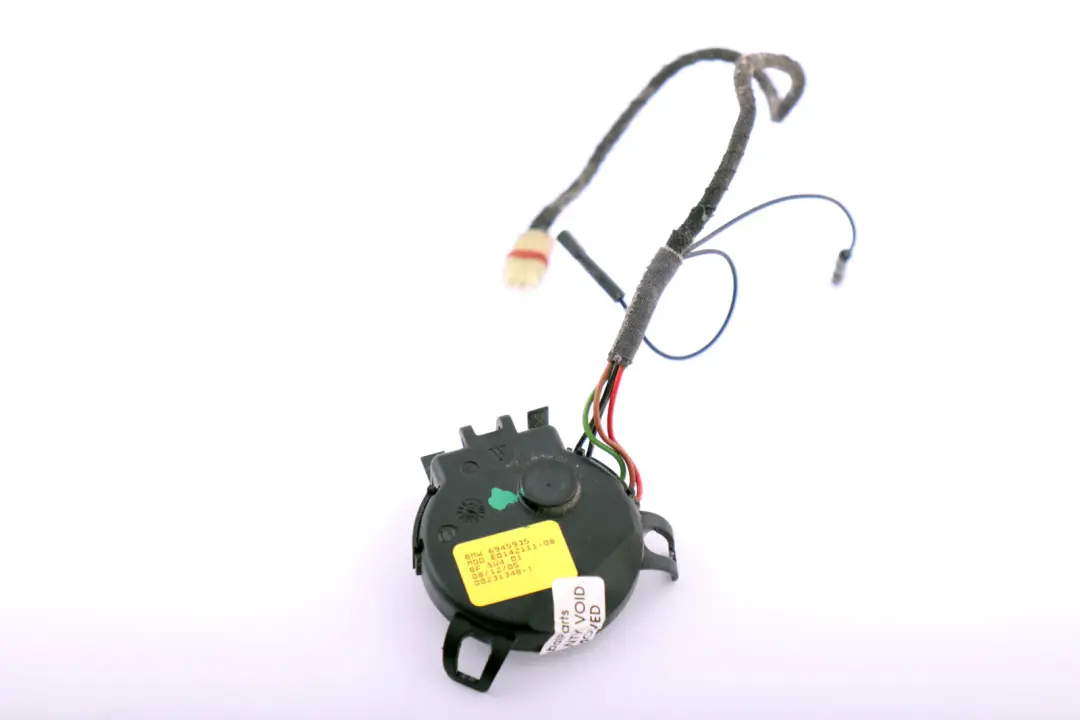 Wiring Electric Exterior Mirror Left N/S to BMW 1 3 Series E81 E87 E90 E91 with Part number 6945935 BMW 1 3 Series E81 E87 E90 E91 Wiring Electric Exterior Mirror Left N/S - SKU rhd-6945935 - Part number 6945935