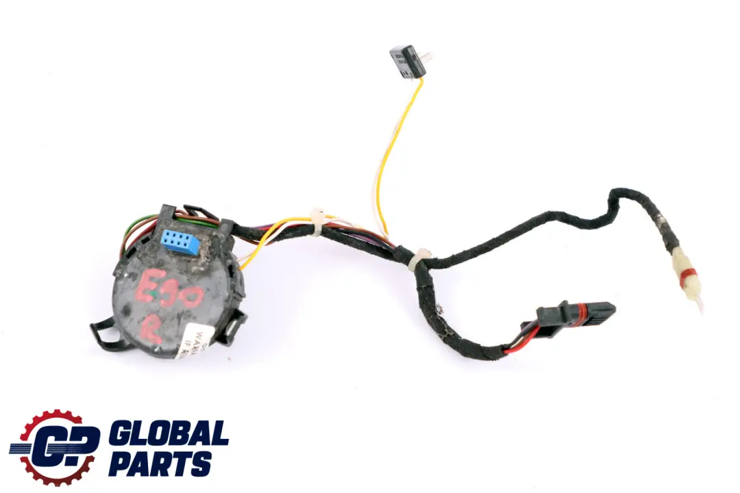 Fold Auto Dip Right O/S Wing Mirror Wiring Driver to BMW 1 3 Series E87 E90 Power with Part number 6945938 BMW 1 3 Series E87 E90 Power Fold Auto Dip Right O/S Wing Mirror Wiring Driver - SKU rhd-6945938 - Part number 6945938