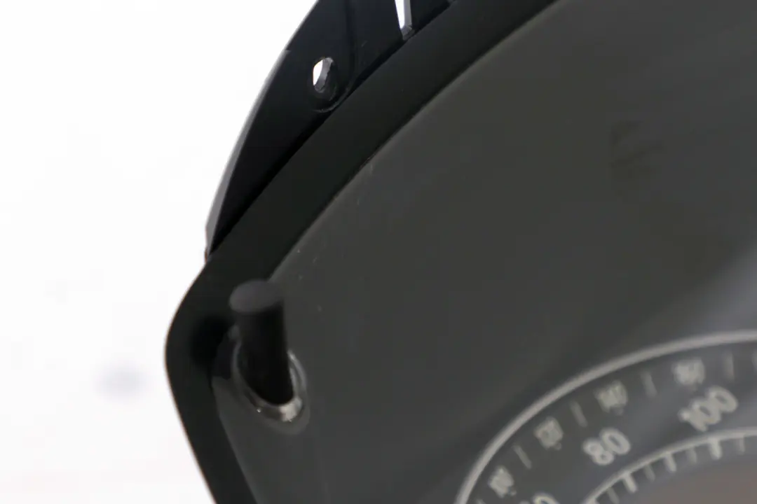 Instrument Cluster Speedometer Automatic Diesel 6946845 to BMW 7 Series E65 E66 with Part number 6935456 BMW 7 Series E65 E66 Instrument Cluster Speedometer Automatic Diesel 6946845 - SKU rhd-6946845 - Part number 6935456