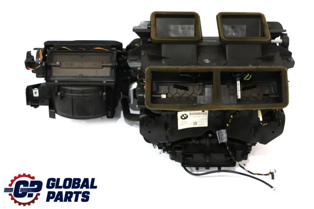 Heater Matrix Automatic A/C Radiator Unit Complete 6947266 to BMW 1 Series e81 e87 with Part number 64116947266 BMW 1 Series e81 e87 Heater Matrix Automatic A/C Radiator Unit Complete 6947266 - SKU rhd-6947266 - Part number 64116947266