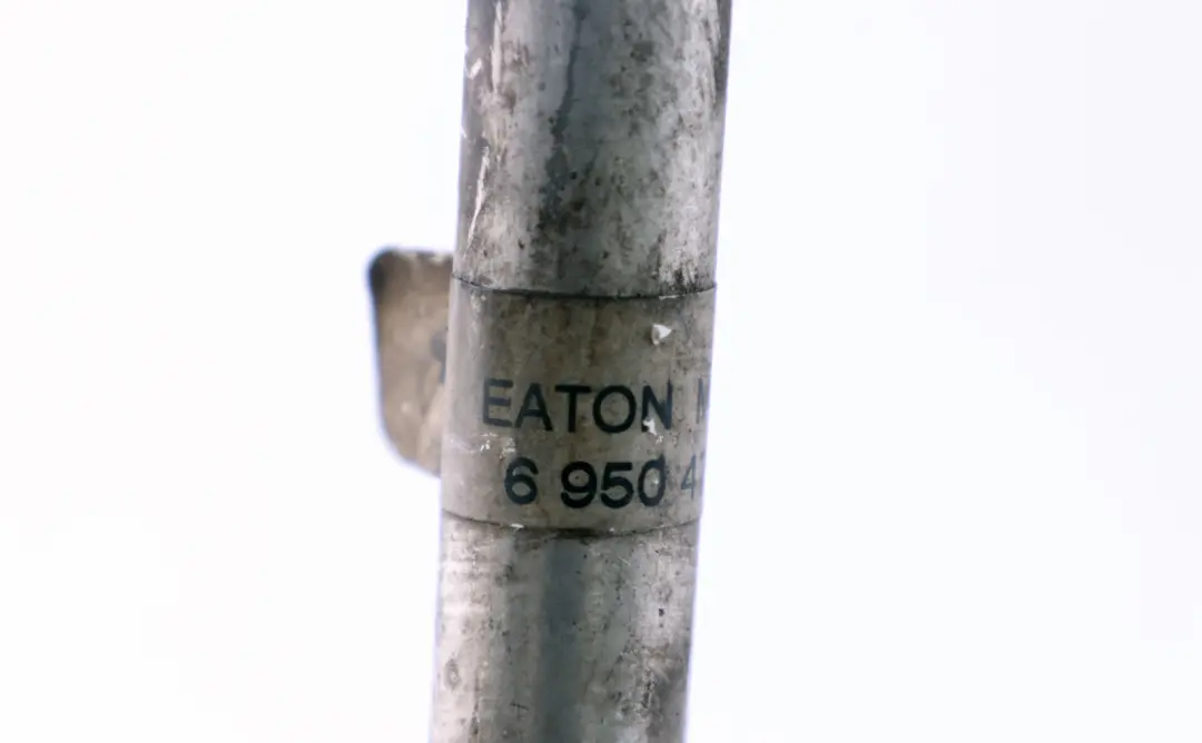 Evaporator Compressor Coolant Suction Pipe to BMW Z4 Series E85 E86 2.0i with Part number 6950479 BMW Z4 Series E85 E86 2.0i Evaporator Compressor Coolant Suction Pipe - SKU rhd-6950479 - Part number 6950479