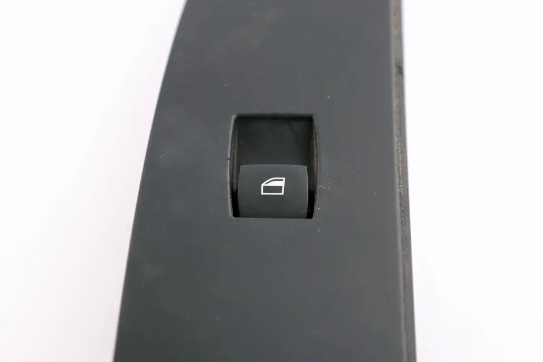 Switch Window Lifter Passenger's Side Left N/S to BMW 5 Series E60 E61 with Part number 6951955 BMW 5 Series E60 E61 Switch Window Lifter Passenger's Side Left N/S - SKU rhd-6951955 - Part number 6951955