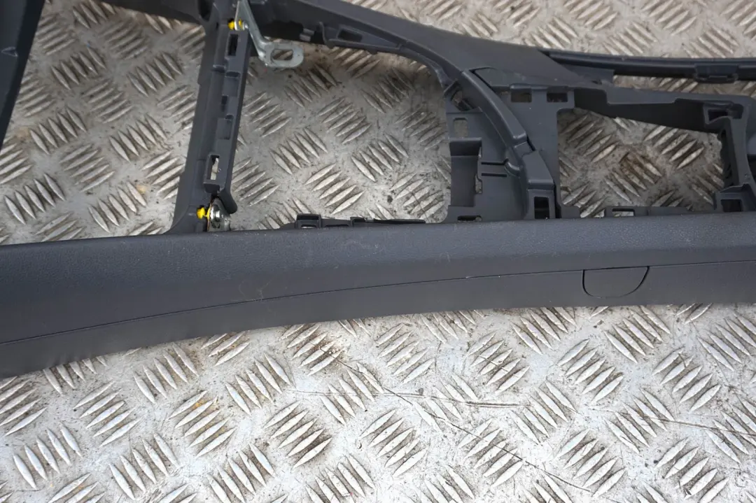 Centre Console Cup Holder Sat Nav iDrive Grey 7125528 to BMW 1 SERIES E87 with Part number 6953505 BMW 1 SERIES E87 Centre Console Cup Holder Sat Nav iDrive Grey 7125528 - SKU rhd-6953505 - Part number 6953505