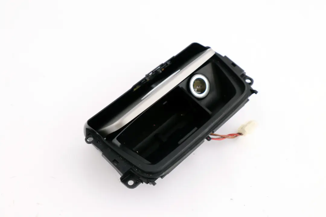 Ashtray Centre Console Titan 90 Silver to BMW 3 Series 10 E90 E91 with Part number 6970136 BMW 3 Series 10 E90 E91 Ashtray Centre Console Titan 90 Silver - SKU rhd-6970136-10 - Part number 6970136