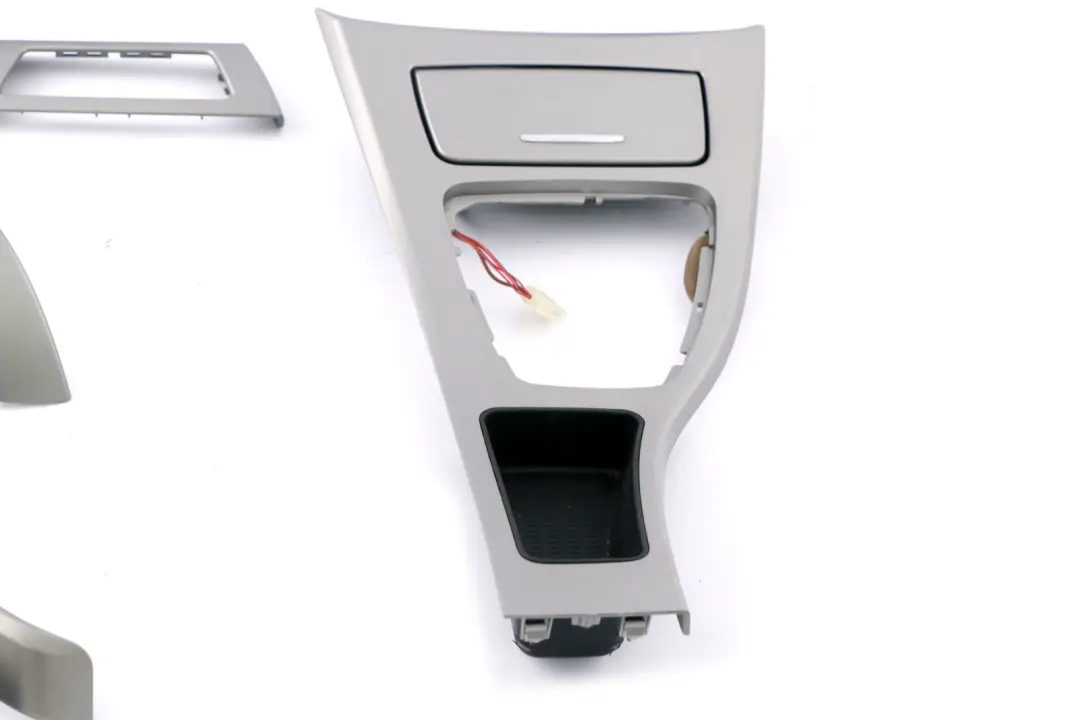 Complete Interior Trim Set Dash Dashboard Titan 90 Silver to BMW 3 Series E90 E91 with Part number 6970136 BMW 3 Series E90 E91 Complete Interior Trim Set Dash Dashboard Titan 90 Silver - SKU rhd-6970136 - Part number 6970136