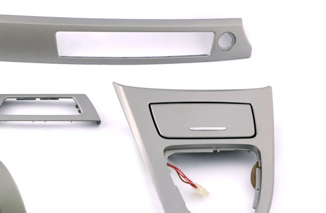Complete Interior Trim Set Dash Dashboard Titan 90 Silver to BMW 3 Series E90 E91 with Part number 6970136 BMW 3 Series E90 E91 Complete Interior Trim Set Dash Dashboard Titan 90 Silver - SKU rhd-6970136 - Part number 6970136