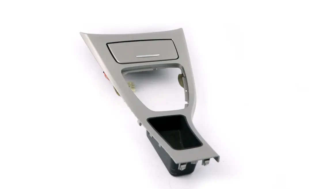 Ashtray Tray Trim Cover Centre Console Titan 90 Silver to BMW E90 E91 with Part number 6970138 BMW E90 E91 Ashtray Tray Trim Cover Centre Console Titan 90 Silver - SKU RHD-6970138 - Part number 6970138