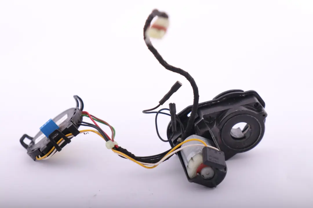 Fold Left Wing Mirror Wiring Passenger Side N/S to BMW 1 3 Series E87 E90 Power with Part number 6972545 BMW 1 3 Series E87 E90 Power Fold Left Wing Mirror Wiring Passenger Side N/S - SKU rhd-6972545 - Part number 6972545