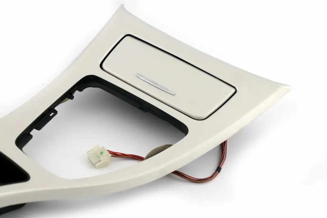 Ashtray Centre Console Cover Brushed Aluminium Silver to BMW 3 Series 2 E90 E91 with Part number 6982447 BMW 3 Series 2 E90 E91 Ashtray Centre Console Cover Brushed Aluminium Silver - SKU rhd-6982447-2 - Part number 6982447