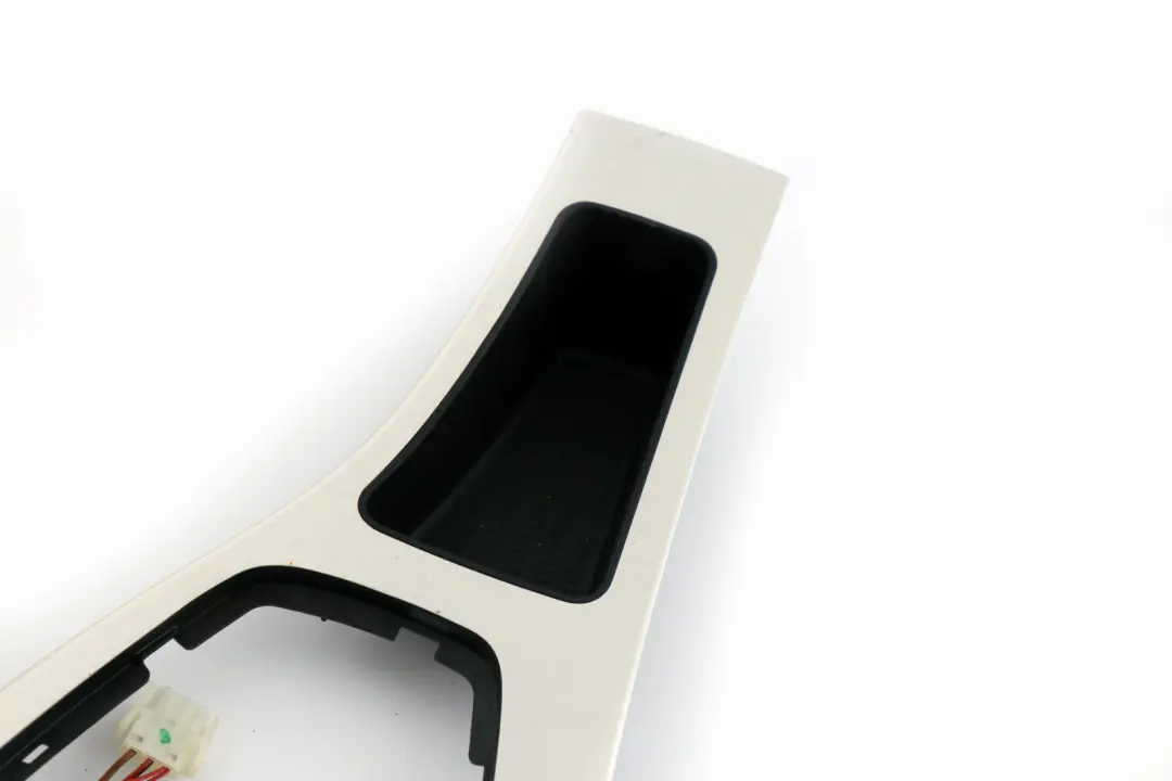 Ashtray Centre Console Cover Brushed Aluminium Silver to BMW 3 Series 2 E90 E91 with Part number 6982447 BMW 3 Series 2 E90 E91 Ashtray Centre Console Cover Brushed Aluminium Silver - SKU rhd-6982447-2 - Part number 6982447