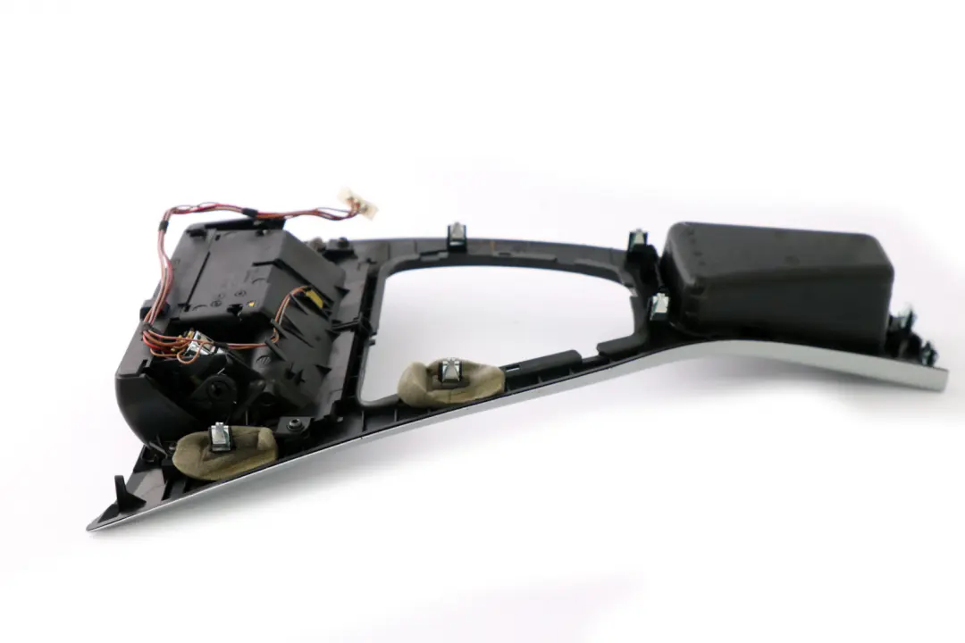 Ashtray Centre Console Cover Brushed Aluminium Silver to BMW 3 Series 3 E90 E91 with Part number 6982447 BMW 3 Series 3 E90 E91 Ashtray Centre Console Cover Brushed Aluminium Silver - SKU rhd-6982447-3 - Part number 6982447