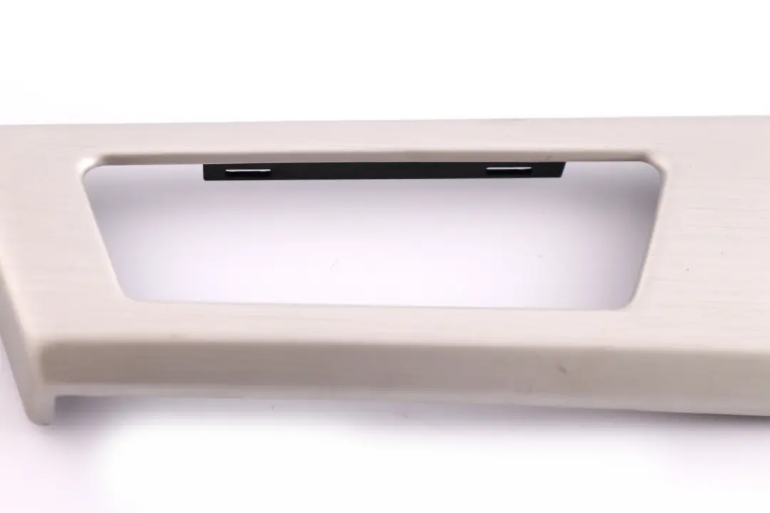 Dashboard Brushed Aluminium Right O/S to BMW 3 Series 7 E90 E91 E92 Cover with Part number 6982456 BMW 3 Series 7 E90 E91 E92 Cover Dashboard Brushed Aluminium Right O/S - SKU rhd-6982456-7 - Part number 6982456