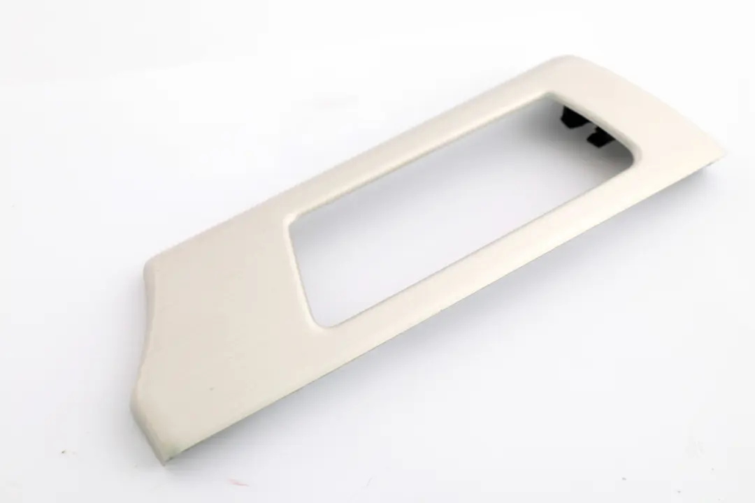 Dashboard Aluminium Silver Right O/S to BMW 3 Series 8 E90 E91 E92 Cover with Part number 6982456 BMW 3 Series 8 E90 E91 E92 Cover Dashboard Aluminium Silver Right O/S - SKU rhd-6982456-8 - Part number 6982456