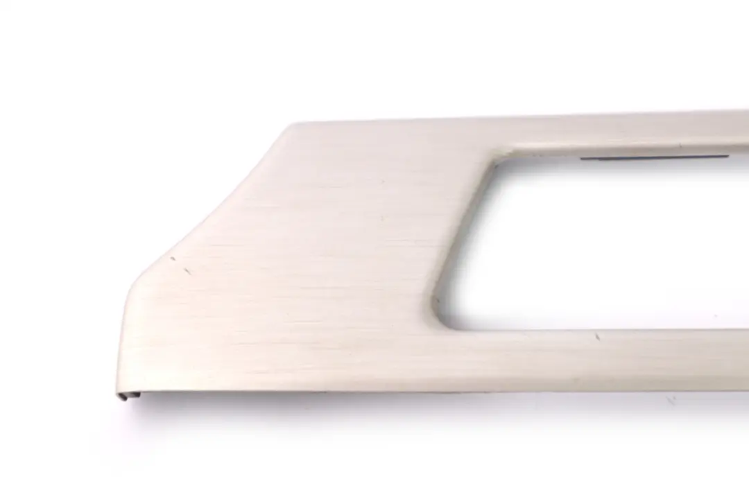 Dashboard Aluminium Silver Right O/S to BMW 3 Series E90 E91 E92 E93 Cover with Part number 6982456 BMW 3 Series E90 E91 E92 E93 Cover Dashboard Aluminium Silver Right O/S - SKU rhd-6982456 - Part number 6982456