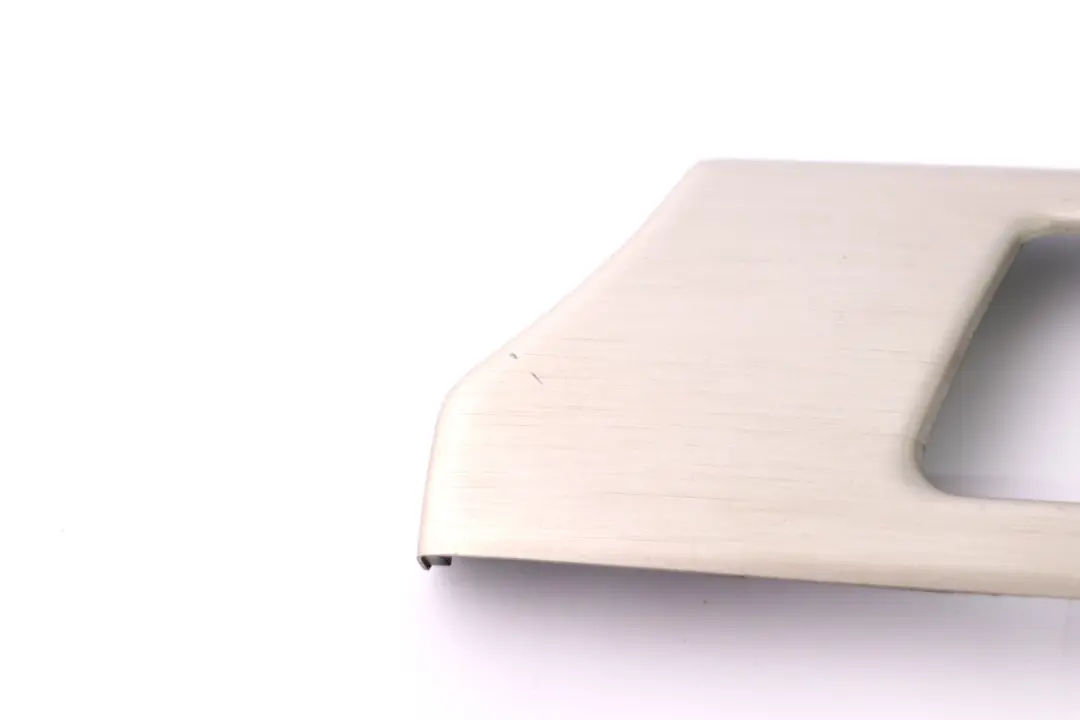 Dashboard Aluminium Silver Right O/S to BMW 3 Series E90 E91 E92 E93 Cover with Part number 6982456 BMW 3 Series E90 E91 E92 E93 Cover Dashboard Aluminium Silver Right O/S - SKU rhd-6982456 - Part number 6982456