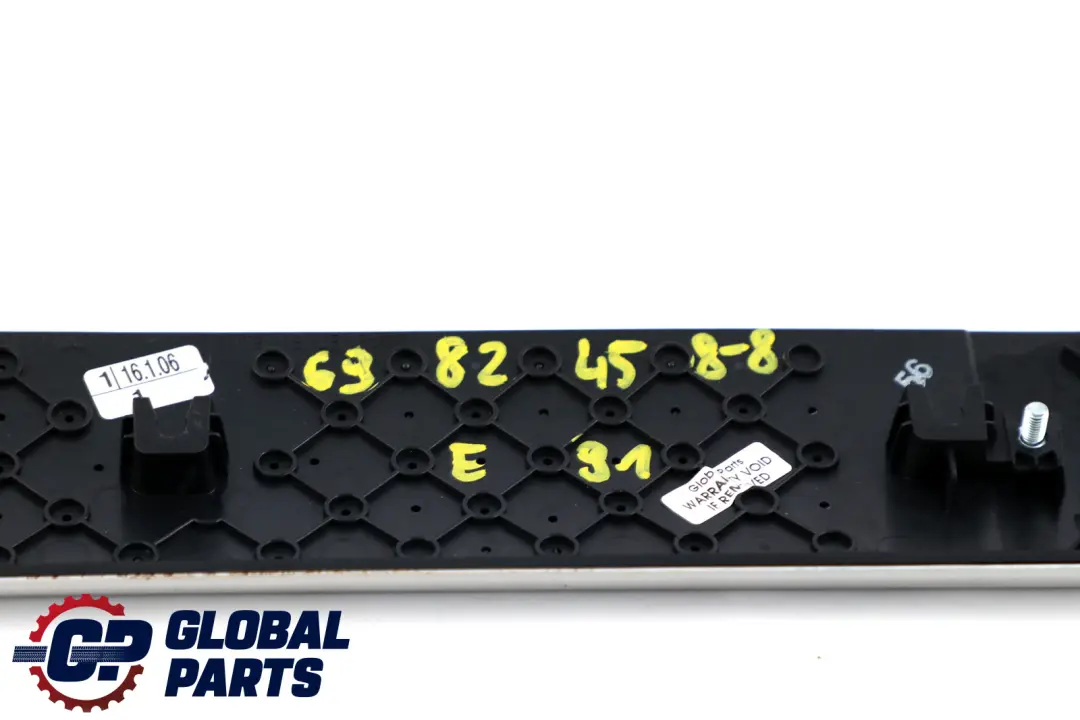 Dashboard Aluminum Silver Left N/S to BMW 3 Series 8 E90 E91 E92 E93 Cover with Part number 6982458 BMW 3 Series 8 E90 E91 E92 E93 Cover Dashboard Aluminum Silver Left N/S - SKU rhd-6982458-8 - Part number 6982458