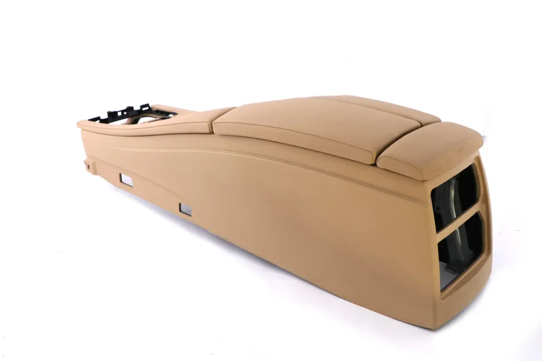 Centre Console Armrest Beige Leather to BMW 5 Series E60 E61 LCI with Part number 7059950 BMW 5 Series E60 E61 LCI Centre Console Armrest Beige Leather - SKU rhd-6985234-1 - Part number 7059950