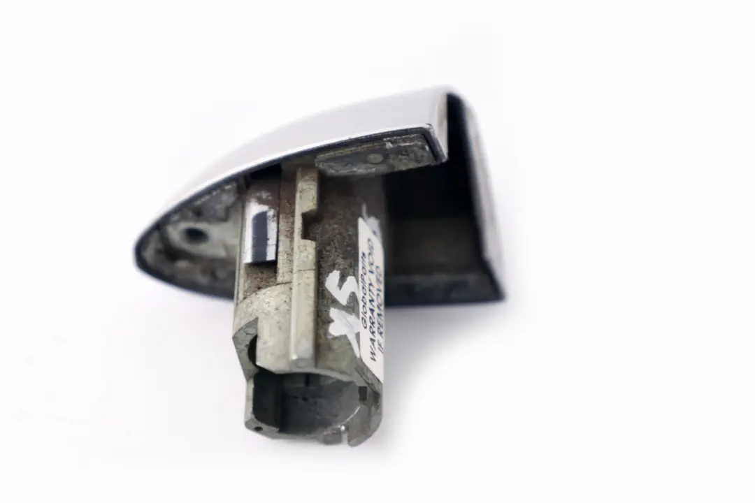 Front Left Handle Grab Cover Bracket N/S Titansilber Silver to BMW X5 Series E53 with Part number 7002315 BMW X5 Series E53 Front Left Handle Grab Cover Bracket N/S Titansilber Silver - SKU rhd-7002311-1 - Part number 7002315