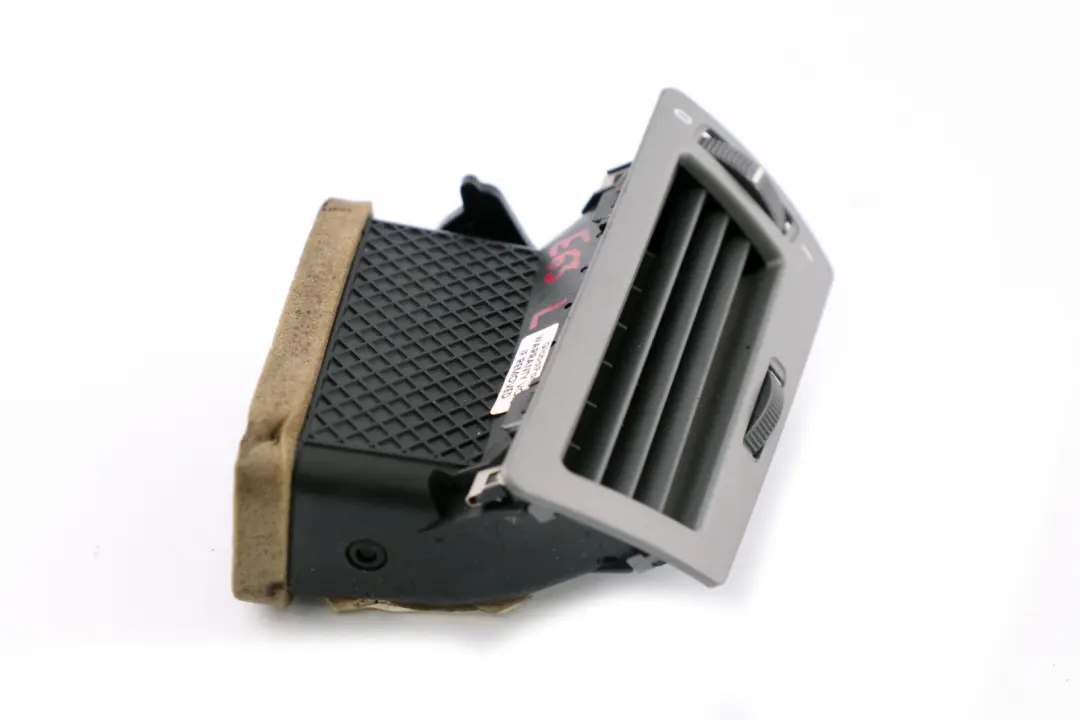 Fresh Air Grille Left N/S Dark Silver to BMW 7 Series E65 E66 E67 Cover with Part number 7007227 BMW 7 Series E65 E66 E67 Cover Fresh Air Grille Left N/S Dark Silver - SKU rhd-7007227 - Part number 7007227