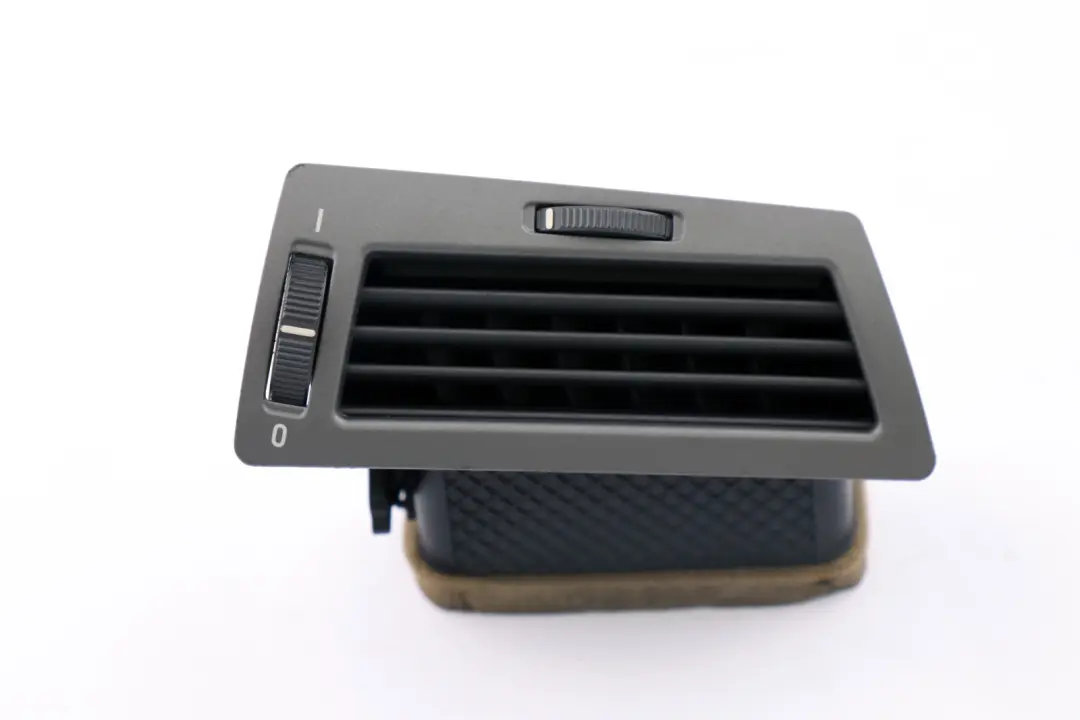 Fresh Air Grille Left N/S Dark Silver to BMW 7 Series E65 E66 E67 Cover with Part number 7007227 BMW 7 Series E65 E66 E67 Cover Fresh Air Grille Left N/S Dark Silver - SKU rhd-7007227 - Part number 7007227