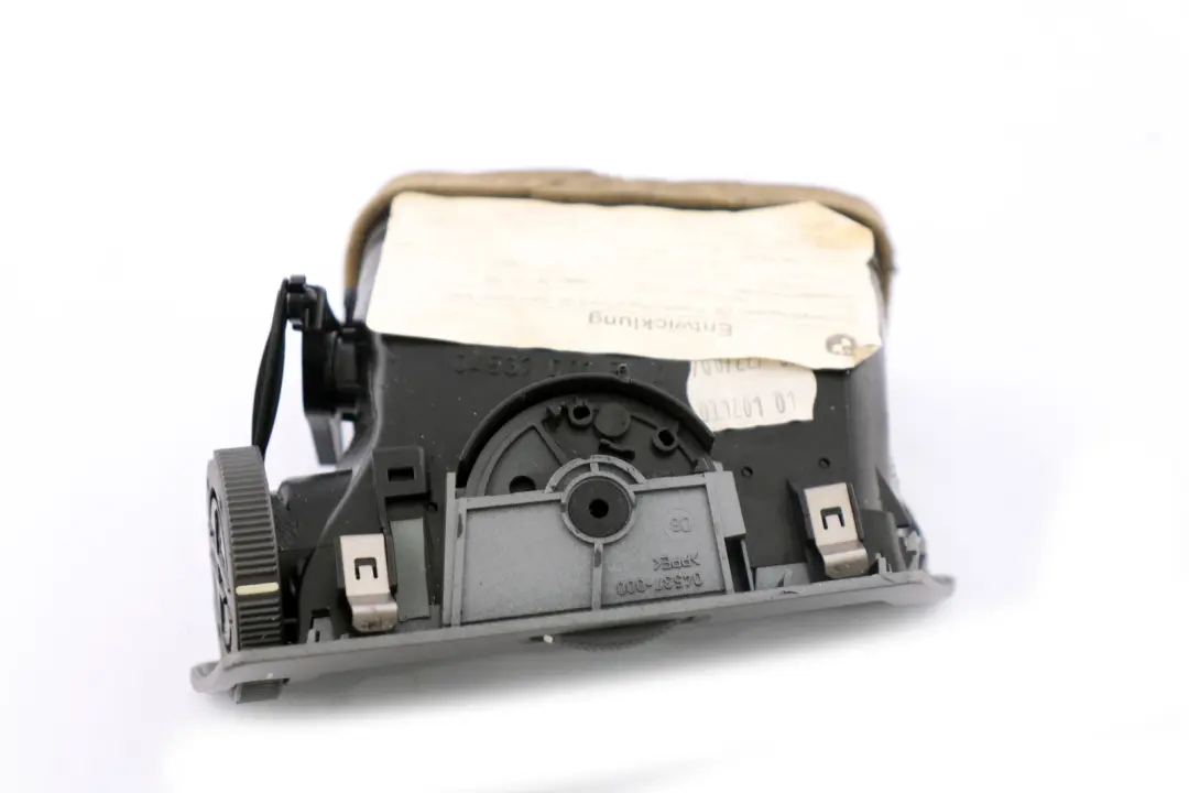 Fresh Air Grille Left N/S Dark Silver to BMW 7 Series E65 E66 E67 Cover with Part number 7007227 BMW 7 Series E65 E66 E67 Cover Fresh Air Grille Left N/S Dark Silver - SKU rhd-7007227 - Part number 7007227