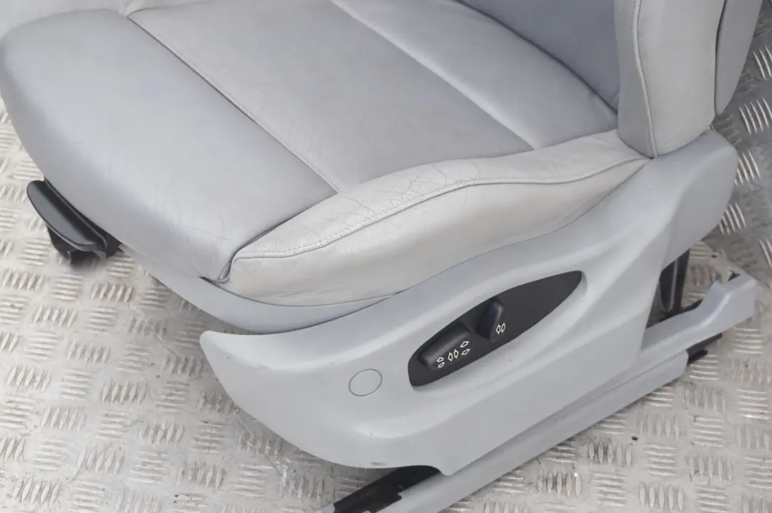 Front Left N/S Grey Leather Seat Passenger Side to BMW X5 Series E53 Sport with Part number 7008190 BMW X5 Series E53 Sport Front Left N/S Grey Leather Seat Passenger Side - SKU rhd-7008190-1 - Part number 7008190