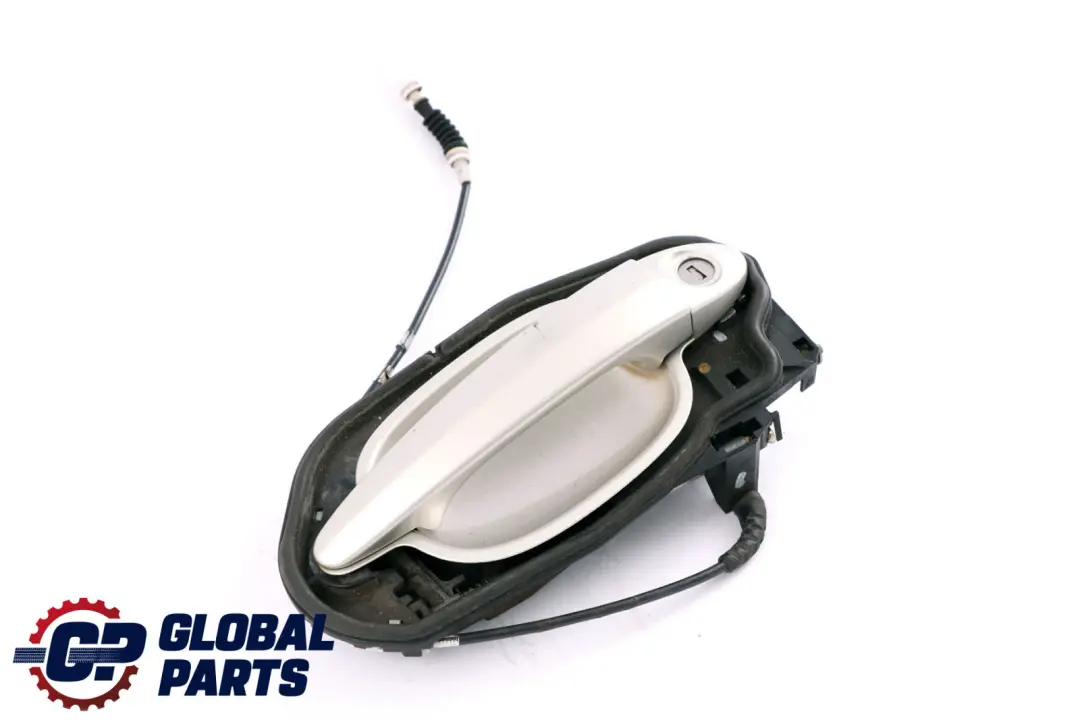 Complete Right O/S Grab Handle Door Mineralsilber Silver to BMW 6 Series E63 E64 with Part number 7008893 BMW 6 Series E63 E64 Complete Right O/S Grab Handle Door Mineralsilber Silver - SKU rhd-7008893-MS - Part number 7008893