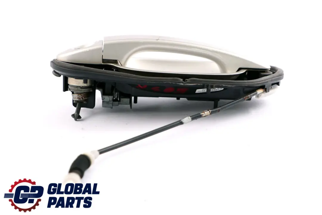 Complete Right O/S Grab Handle Door Mineralsilber Silver to BMW 6 Series E63 E64 with Part number 7008893 BMW 6 Series E63 E64 Complete Right O/S Grab Handle Door Mineralsilber Silver - SKU rhd-7008893-MS - Part number 7008893