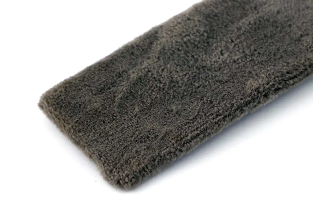 Trim Panel Centre Console Rear Right Flanellgrau to BMW 7 Series E65 E66 E67 with Part number 7011052 BMW 7 Series E65 E66 E67 Trim Panel Centre Console Rear Right Flanellgrau - SKU rhd-7011052 - Part number 7011052