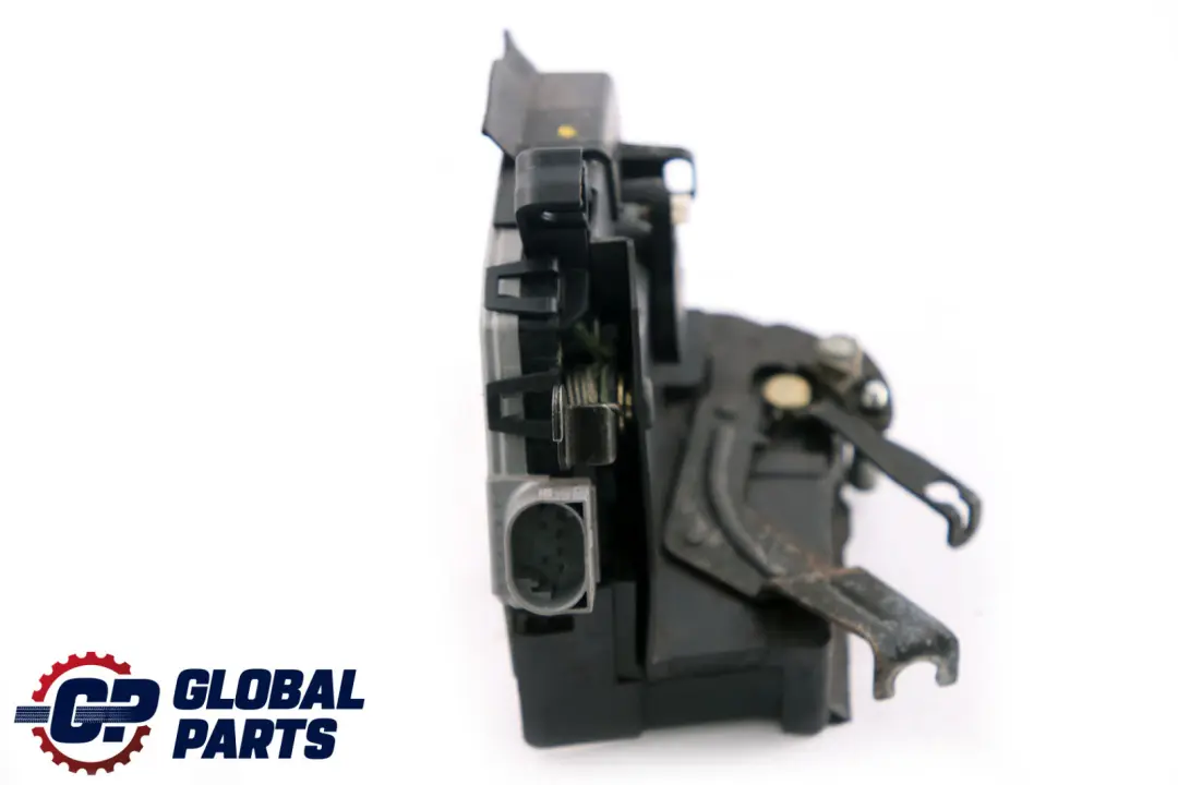 Coupé Door Lock With Motor Actuator Front Left N/S to BMW 3 Series E46 with Part number 7011249 BMW 3 Series E46 Coupé Door Lock With Motor Actuator Front Left N/S - SKU rhd-7011249 - Part number 7011249