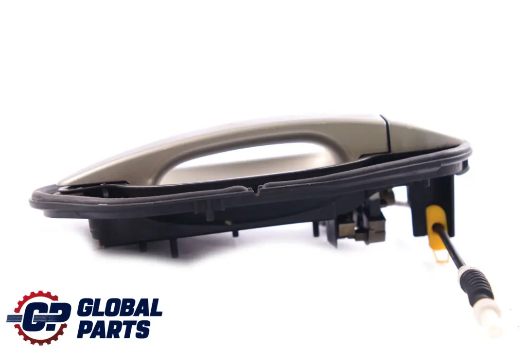 Complete Front Left Grab Handle N/S Olivin Metallic 349 to BMW 5 Series E60 E61 with Part number 7034469 BMW 5 Series E60 E61 Complete Front Left Grab Handle N/S Olivin Metallic 349 - SKU rhd-7034469-OLI - Part number 7034469