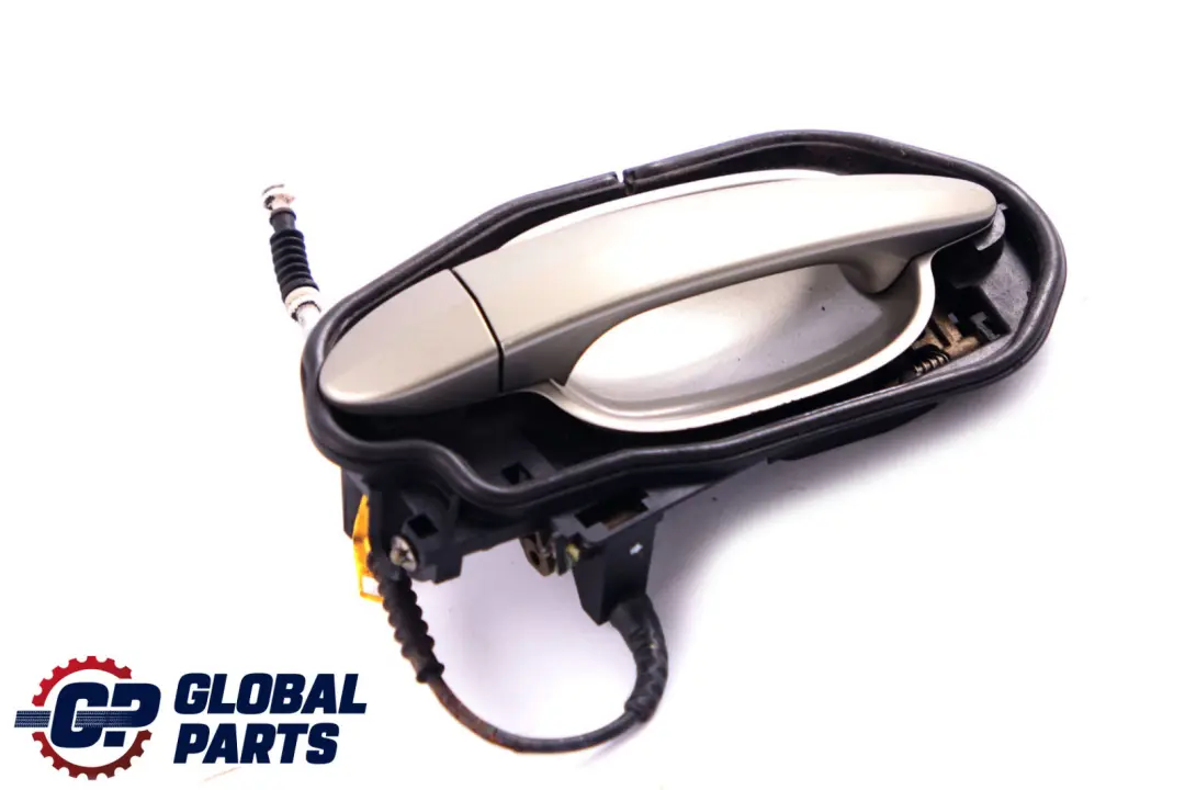 Complete Front Left Grab Handle N/S Olivin Metallic 349 to BMW 5 Series E60 E61 with Part number 7034469 BMW 5 Series E60 E61 Complete Front Left Grab Handle N/S Olivin Metallic 349 - SKU rhd-7034469-OLI - Part number 7034469