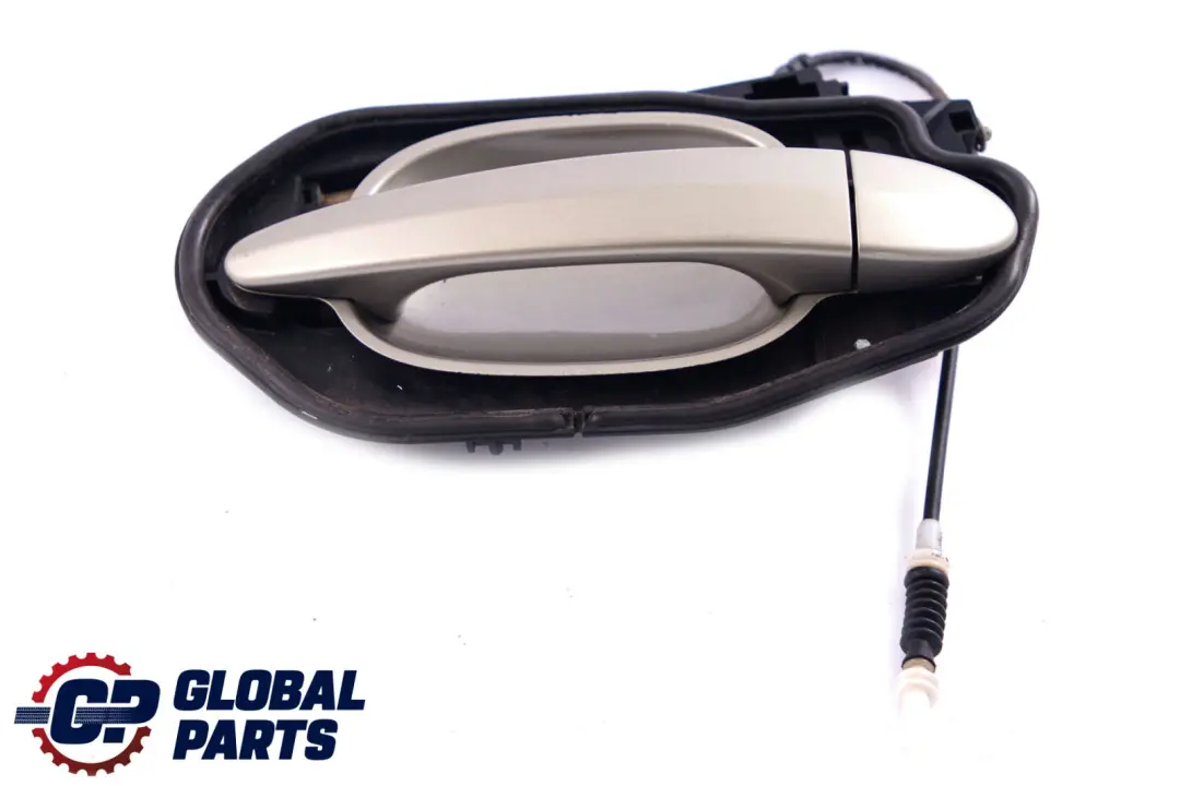 Complete Front Left Grab Handle N/S Olivin Metallic 349 to BMW 5 Series E60 E61 with Part number 7034469 BMW 5 Series E60 E61 Complete Front Left Grab Handle N/S Olivin Metallic 349 - SKU rhd-7034469-OLI - Part number 7034469