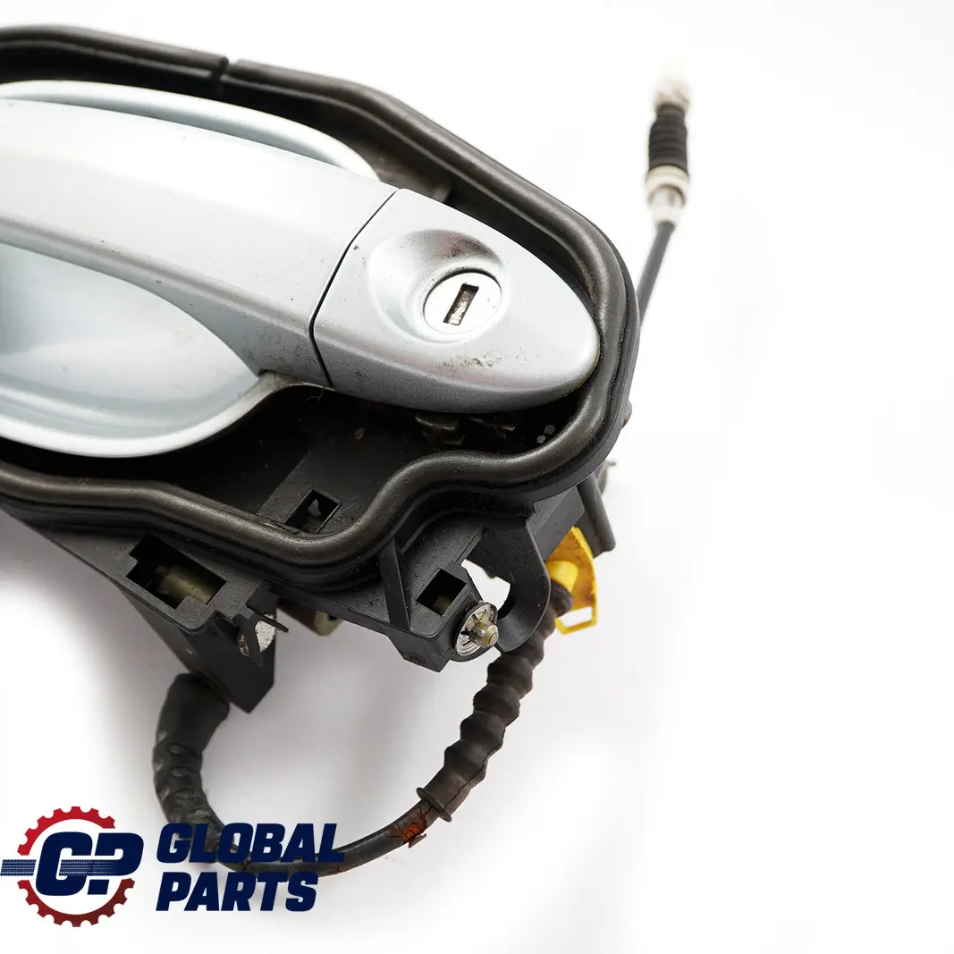 Complete Front Right Grab Handle O/S Silverstone 2 A29 to BMW 5 Series E60 E61 with Part number 7034469 BMW 5 Series E60 E61 Complete Front Right Grab Handle O/S Silverstone 2 A29 - SKU rhd-7034469-SIL - Part number 7034469