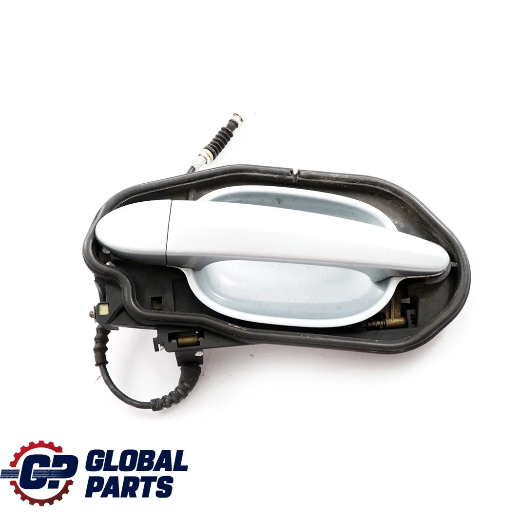 Complete Front Left Grab Handle N/S Silverstone 2 A29 to BMW 5 Series E60 E61 1 with Part number 7034469 BMW 5 Series E60 E61 1 Complete Front Left Grab Handle N/S Silverstone 2 A29 - SKU rhd-7034469-SIL1 - Part number 7034469