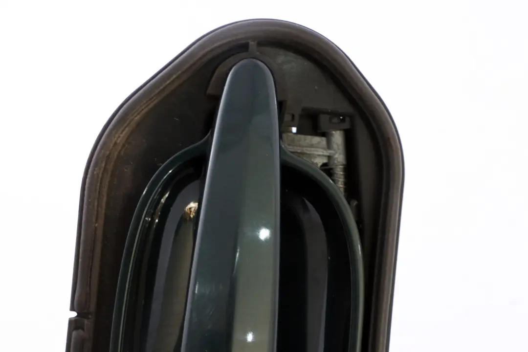 Complete Front Left Grab Handle N/S Tiefgruen Deep Green to BMW 5 Series E60 E61 with Part number 7034469 BMW 5 Series E60 E61 Complete Front Left Grab Handle N/S Tiefgruen Deep Green - SKU rhd-7034469-TG - Part number 7034469