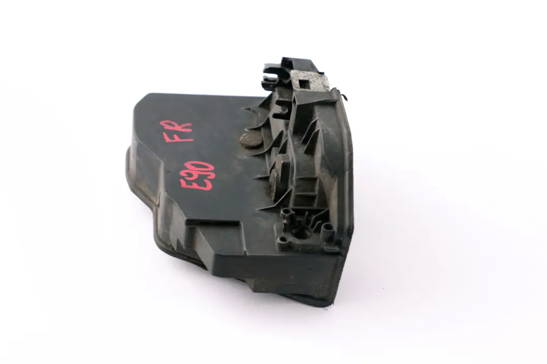 Zamek drzwi prawy przód do BMW E60 E87 E90 o numerze 7036168 BMW E60 E87 E90 Zamek drzwi prawy przód - SKU rhd-7036168 - Numer Części 7036168