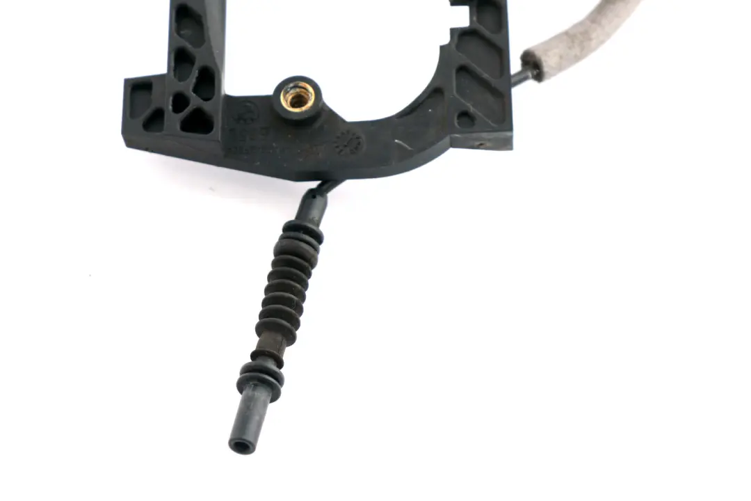 Carrier Outside Door Handle Left N/S Bowden Cable to BMW Z4 Series E85 with Part number 7036784 BMW Z4 Series E85 Carrier Outside Door Handle Left N/S Bowden Cable - SKU rhd-7036784-1 - Part number 7036784