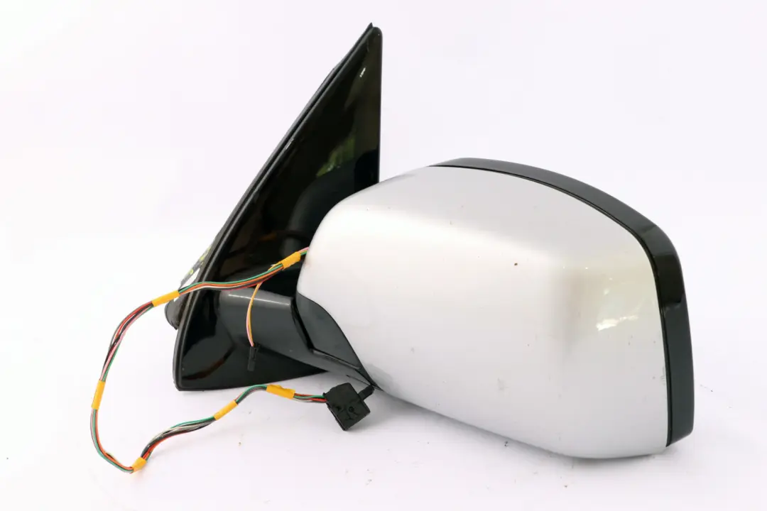 High Gloss Left Wing Mirror N/S Titansilber Silver to BMW X5 Series 2 E53 M Sport with Part number 7039915 BMW X5 Series 2 E53 M Sport High Gloss Left Wing Mirror N/S Titansilber Silver - SKU rhd-7039915-TS2 - Part number 7039915