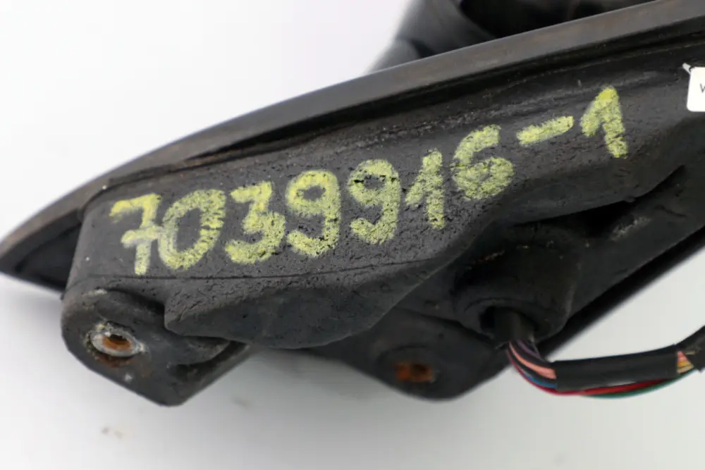 High Gloss Heated Right Door Wing Mirror O/S Base to BMW X5 Series 1 E53 M Sport with Part number 7039916 BMW X5 Series 1 E53 M Sport High Gloss Heated Right Door Wing Mirror O/S Base - SKU rhd-7039916-1 - Part number 7039916