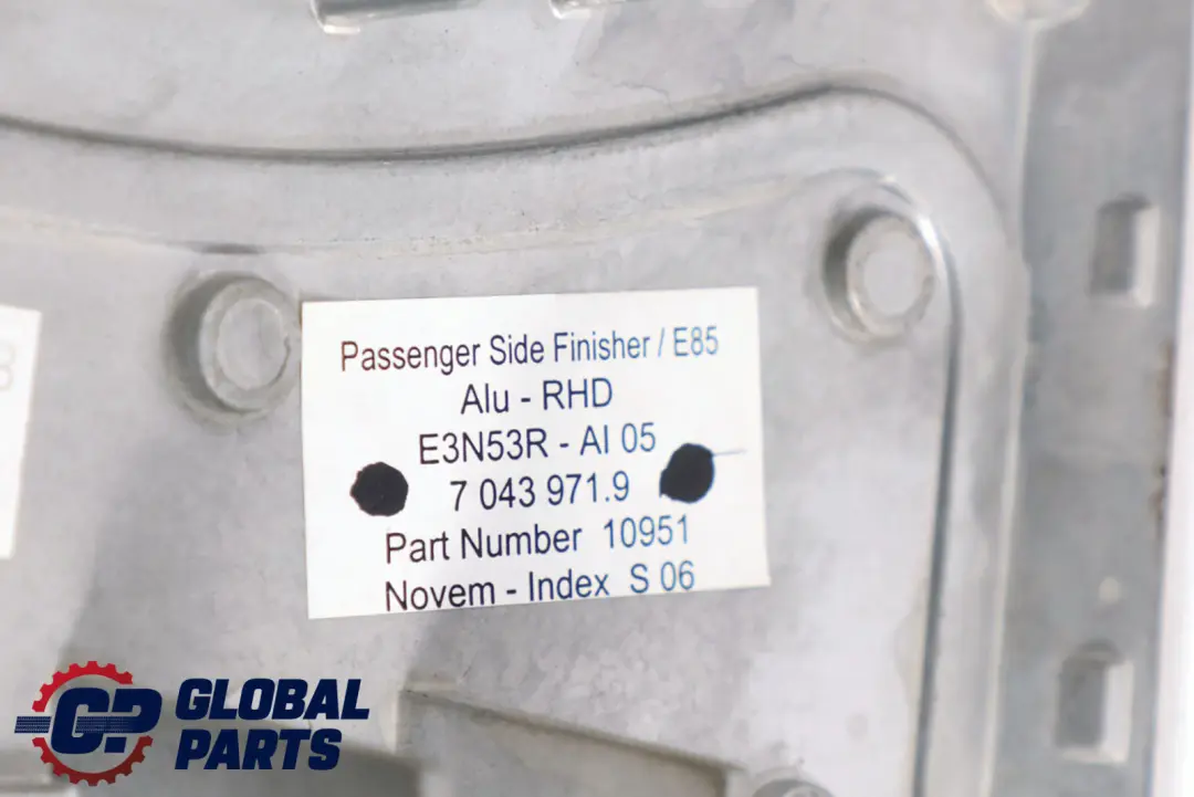 Decor Trim Strip Cover Dashboard Aluminium Left N/S to BMW Z4 Series E85 with Part number 7043971 BMW Z4 Series E85 Decor Trim Strip Cover Dashboard Aluminium Left N/S - SKU rhd-7043971 - Part number 7043971