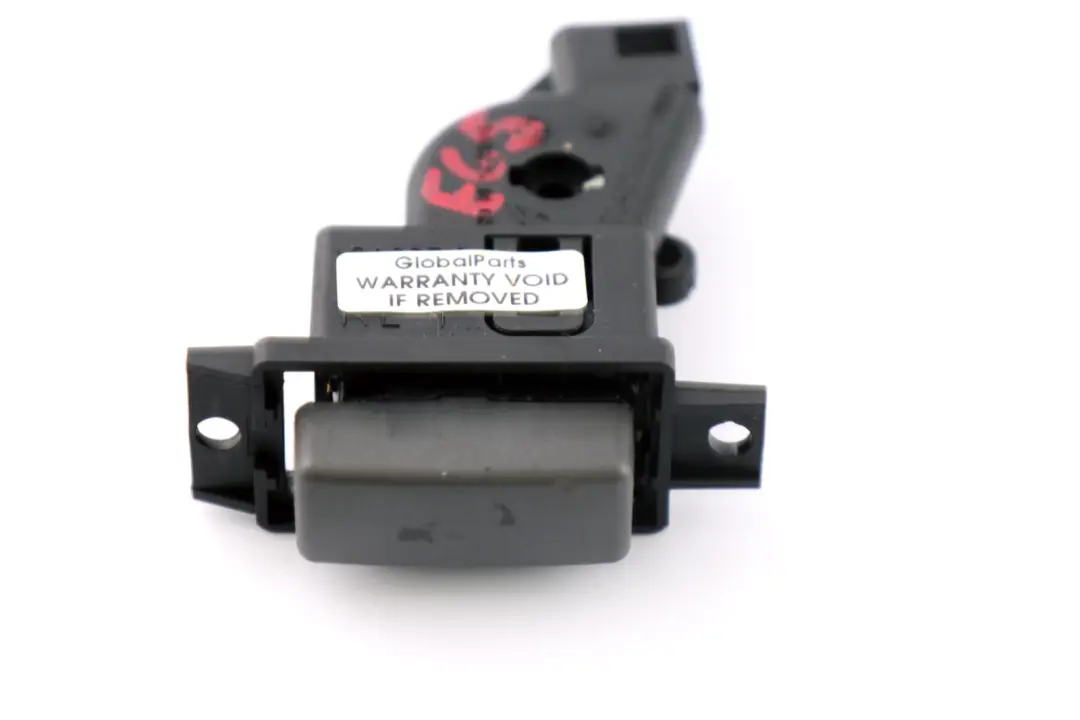 Glove Box Key Button Switch Dark Silver 7040590 to BMW 7 Series 1 E65 E66 E67 with Part number 7044004 BMW 7 Series 1 E65 E66 E67 Glove Box Key Button Switch Dark Silver 7040590 - SKU rhd-7044004-1 - Part number 7044004