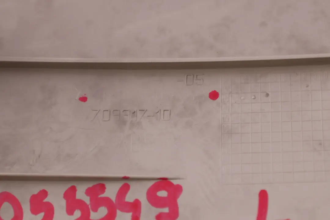 Lateral Trim Panel Front Left N/S Beige 7016793 to BMW Z4 Series E85 E86 with Part number 7055549 BMW Z4 Series E85 E86 Lateral Trim Panel Front Left N/S Beige 7016793 - SKU rhd-7055549 - Part number 7055549