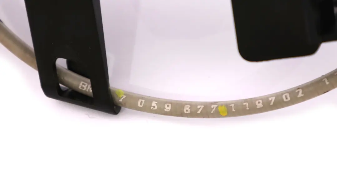 Front Right Door Grab Handle O/S Kaschmirsilber Silver A72 to BMW 1 Series E81 E87 with Part number 7059677 BMW 1 Series E81 E87 Front Right Door Grab Handle O/S Kaschmirsilber Silver A72 - SKU rhd-7059677-KAS - Part number 7059677