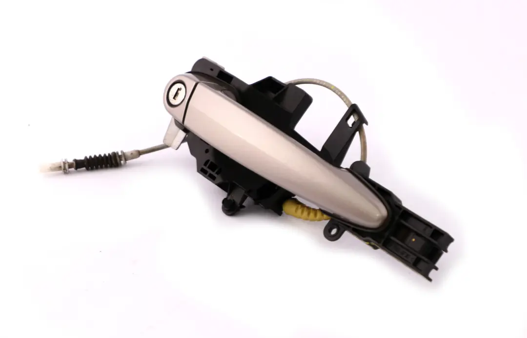 BMW 1 Series E81 E87 Front Right Door Grab Handle O/S Kaschmirsilber Silver A72 - SKU rhd-7059677-KAS - Part number 7059677