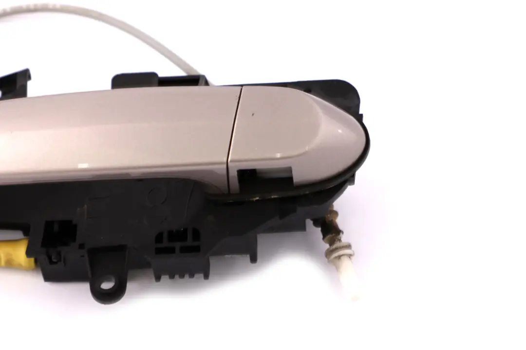 BMW 1 Series 1 E81 E87 Front Left Door Grab Handle N/S Kaschmirsilber Silver - SKU rhd-7059677-KAS1 - Part number 7059677