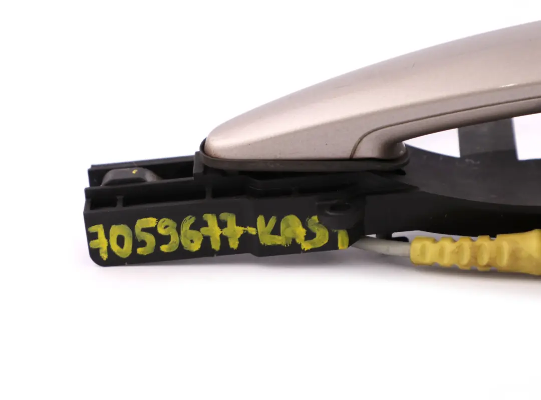 BMW 1 Series 1 E81 E87 Front Left Door Grab Handle N/S Kaschmirsilber Silver - SKU rhd-7059677-KAS1 - Part number 7059677